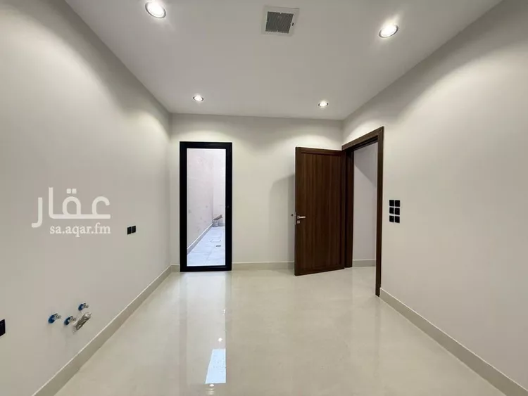 Villa for Sale in Riyadh Al Mahdiyah 13