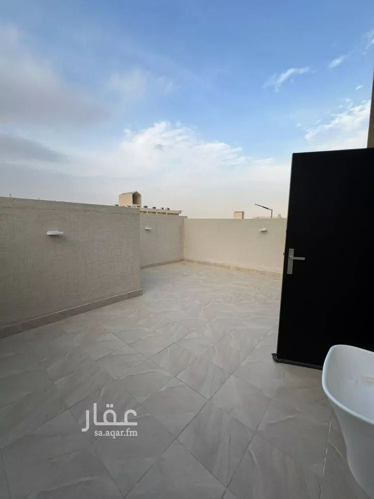 فيلا للبيع في شارع أبي الزناد, حي المهدية, مدينة الرياض, منطقة الرياض صورة 2