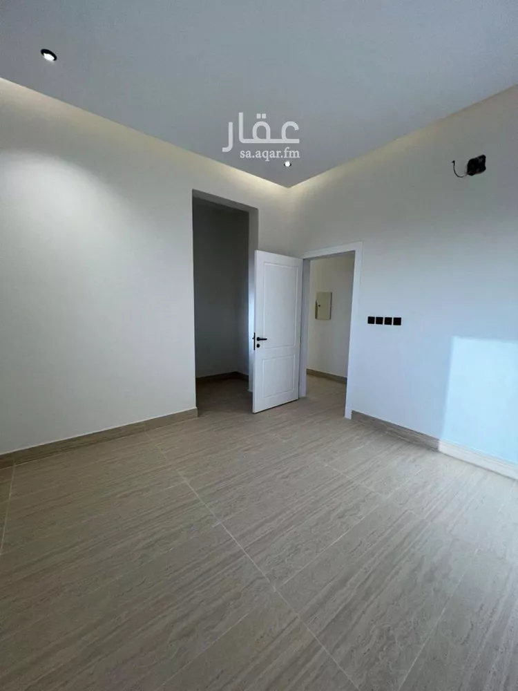 فيلا للبيع في شارع محمد بن أبي بكر القيم, حي المهدية, مدينة الرياض, منطقة الرياض 8