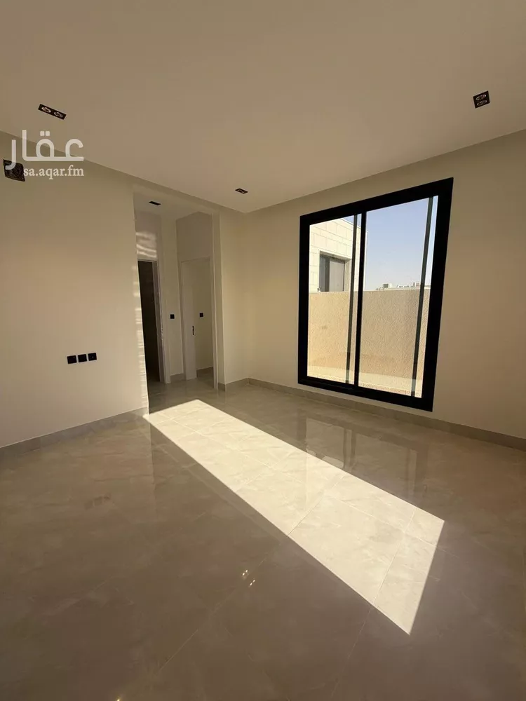 Villa for Sale in Riyadh Al Mahdiyah 14