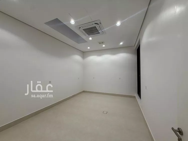 فيلا للبيع في شارع محمد بن أبي بكر القيم, حي المهدية, مدينة الرياض, منطقة الرياض صورة 4