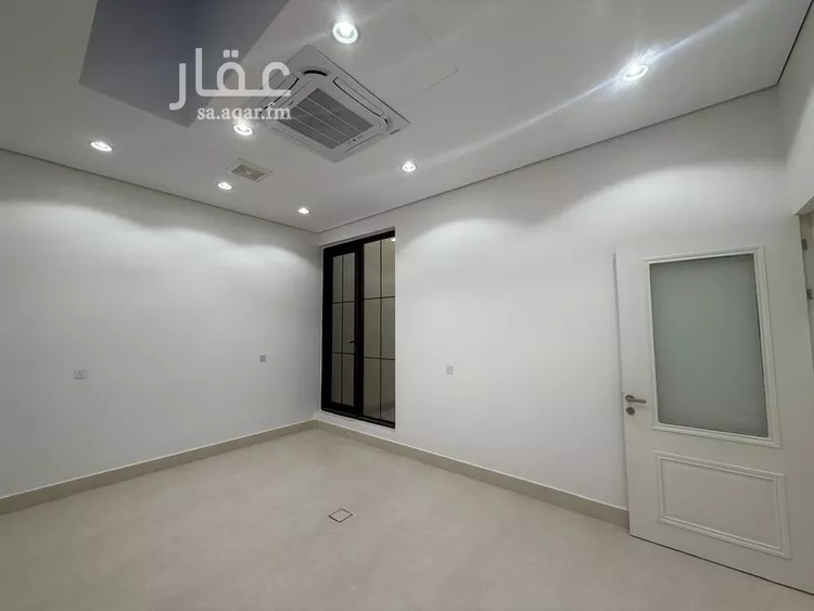 فيلا للبيع في شارع محمد بن أبي بكر القيم, حي المهدية, مدينة الرياض, منطقة الرياض 9