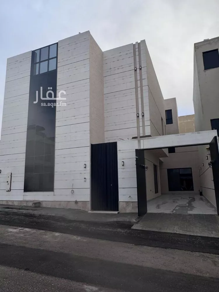 فيلا للبيع في شارع أنس الكناني, حي المهدية, مدينة الرياض, منطقة الرياض