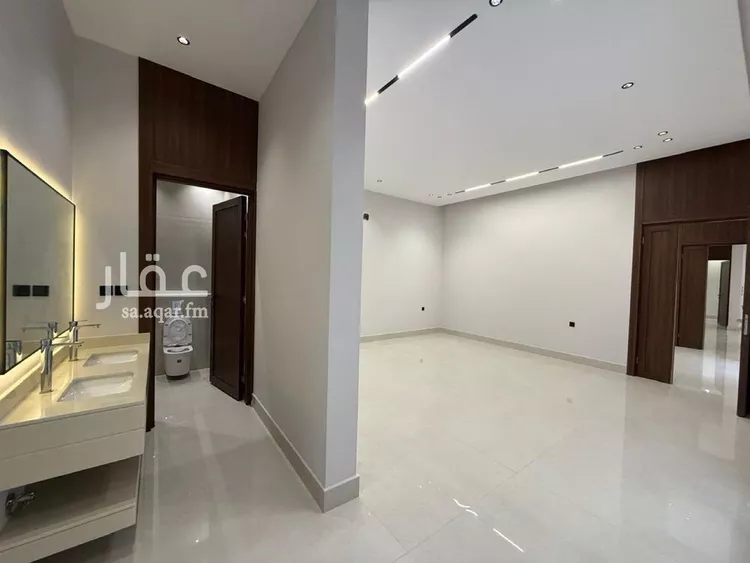 Villa for Sale in Riyadh Al Mahdiyah 9