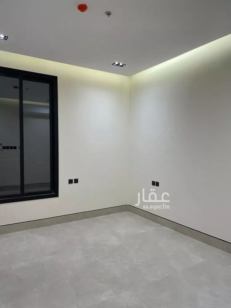 شقة للبيع في شارع السيل الكبير, حي المهدية, مدينة الرياض, منطقة الرياض صورة 2