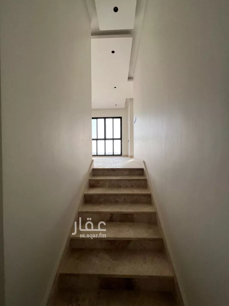فيلا للبيع في شارع محمد بن أبي بكر القيم, حي المهدية, مدينة الرياض, منطقة الرياض 14