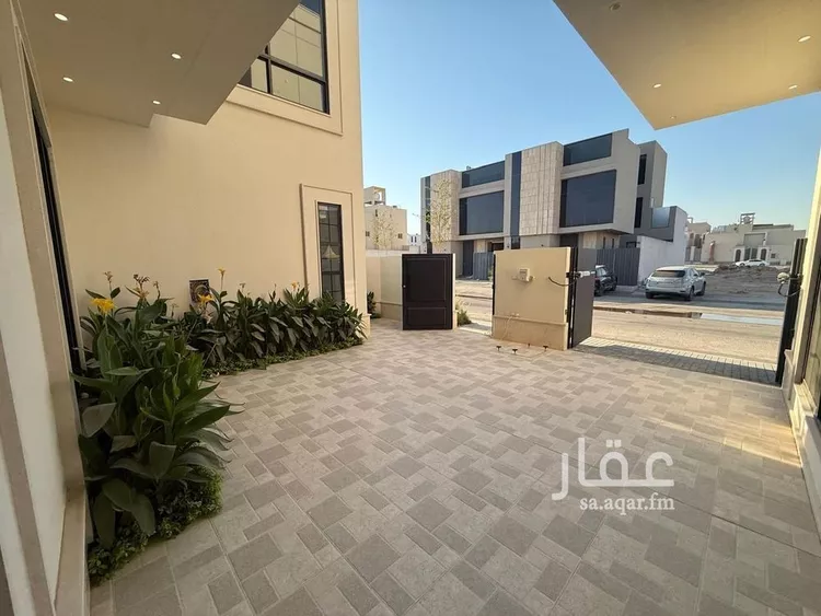 فيلا للبيع في شارع السيل الكبير, حي المهدية, مدينة الرياض, منطقة الرياض صورة 3