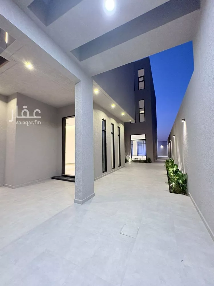 فيلا للبيع في شارع أحمد الكازروني, حي المهدية, مدينة الرياض, منطقة الرياض صورة 4