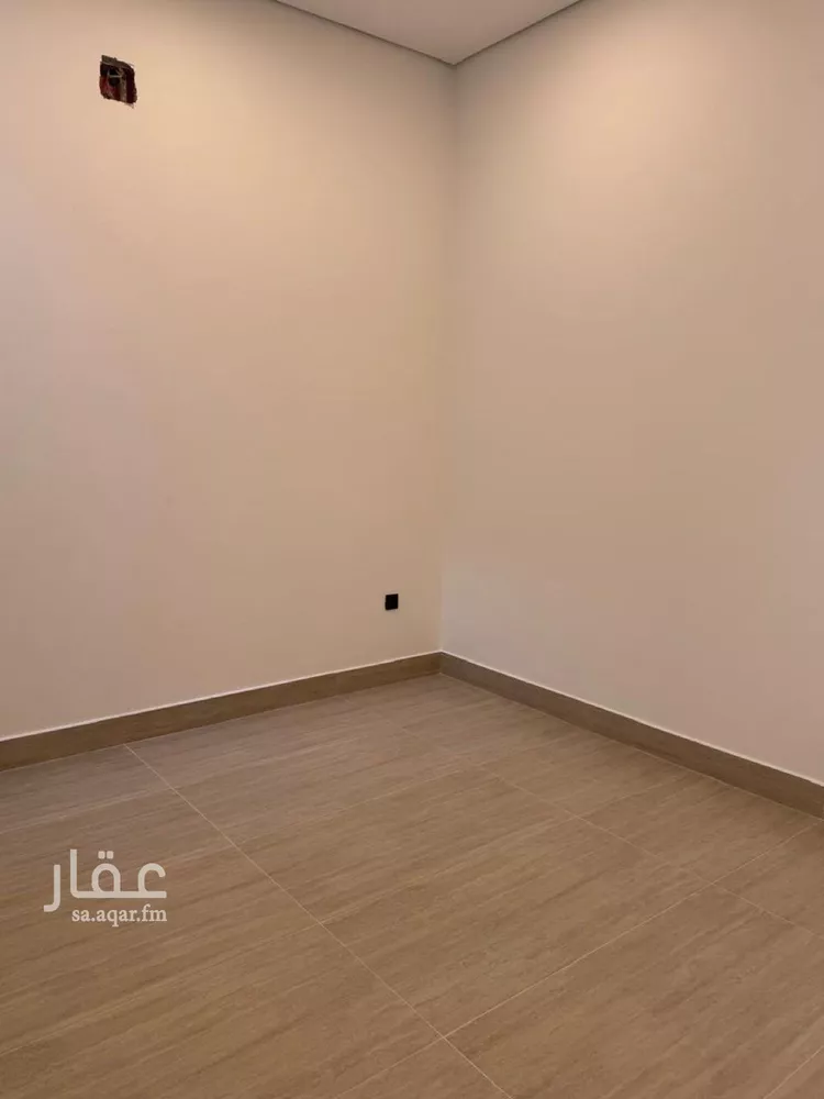 فيلا للبيع في شارع السيل الكبير, حي المهدية, مدينة الرياض, منطقة الرياض صورة 3