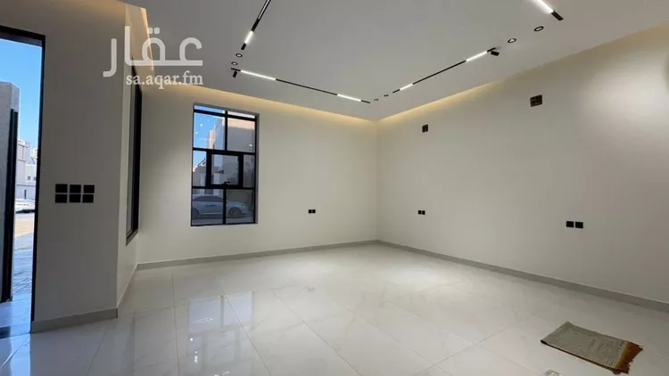 فيلا للبيع في شارع القاسم النويري, حي المهدية, مدينة الرياض, منطقة الرياض صورة 5