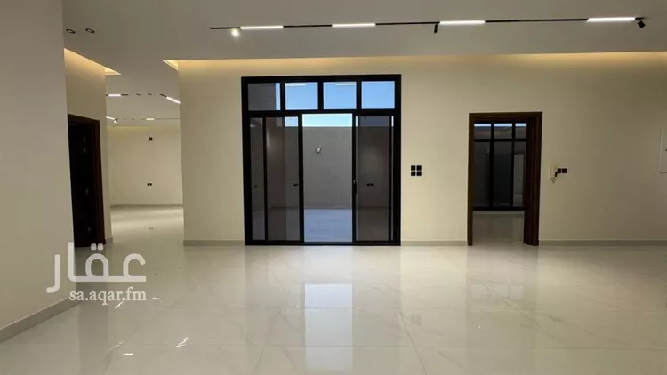 فيلا للبيع في شارع القاسم النويري, حي المهدية, مدينة الرياض, منطقة الرياض صورة 2