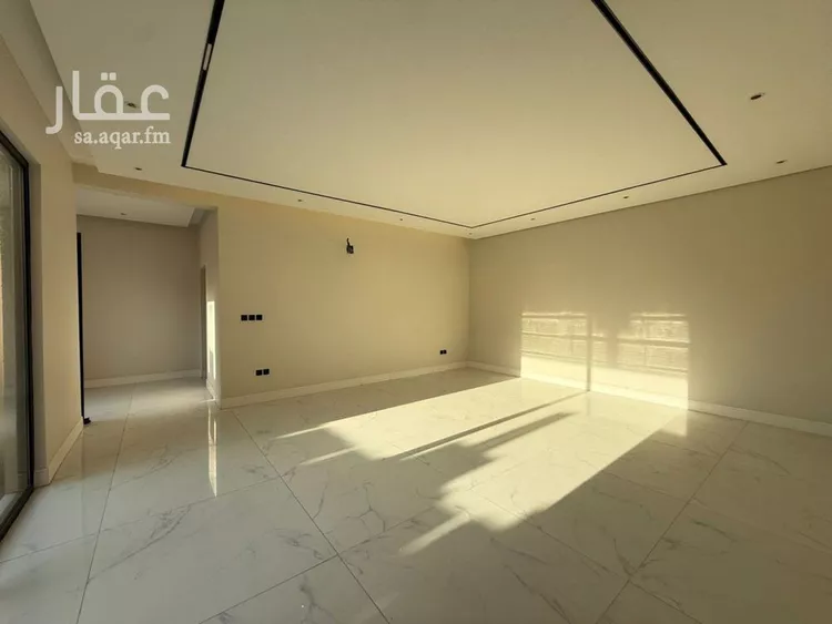 فيلا للبيع في شارع محمد بن عيسى العدني, حي المهدية, مدينة الرياض, منطقة الرياض صورة 4