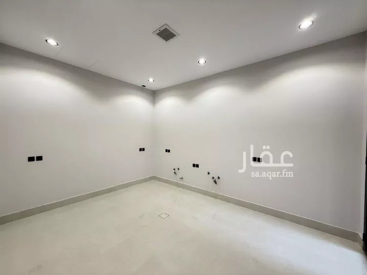 Villa for Sale in Riyadh Al Mahdiyah 16
