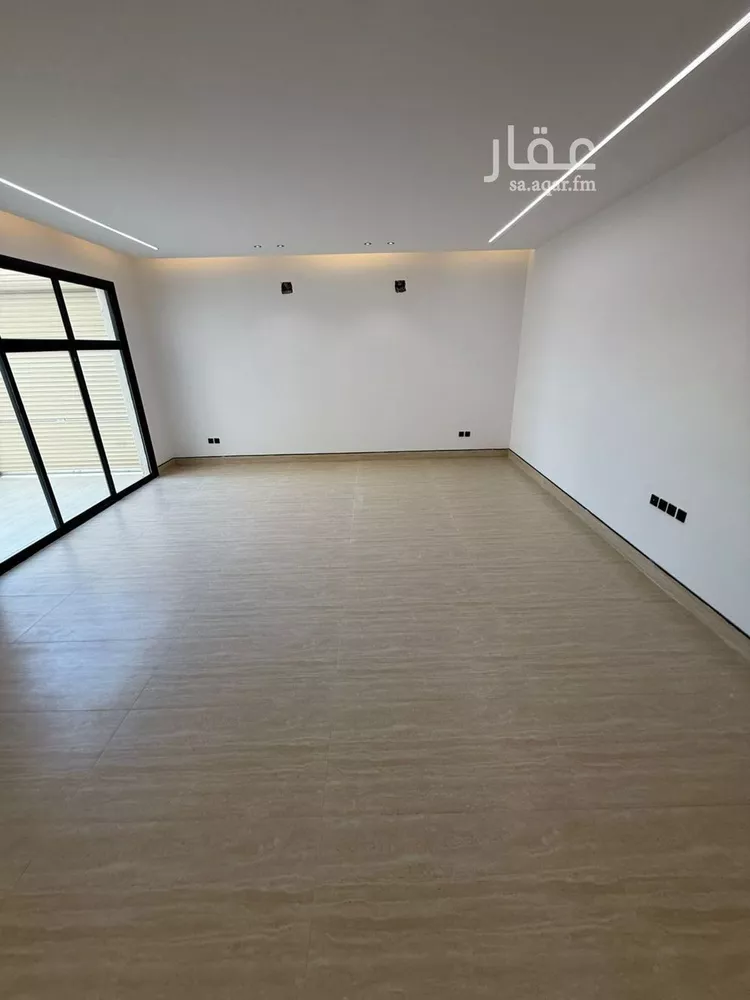 فيلا للبيع في شارع نبرة, حي ظهرة لبن, مدينة الرياض, منطقة الرياض صورة 4