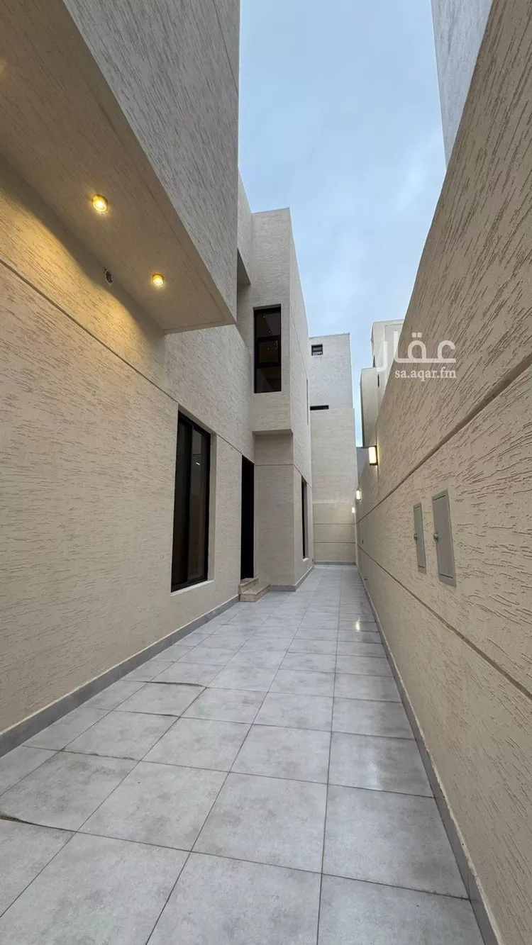 فيلا للبيع في شارع عفيف الدين الثقفي, حي المهدية, مدينة الرياض, منطقة الرياض صورة 5