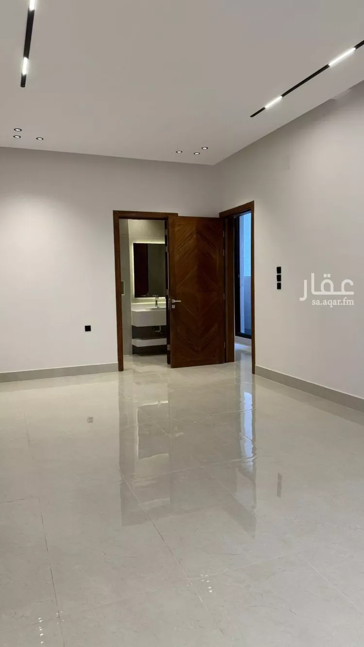 فيلا للبيع في شارع عفيف الدين الثقفي, حي المهدية, مدينة الرياض, منطقة الرياض 11
