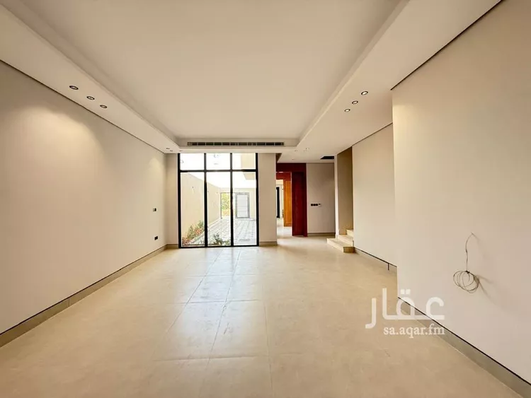 فيلا للبيع في شارع السيل الكبير, حي المهدية, مدينة الرياض, منطقة الرياض صورة 4