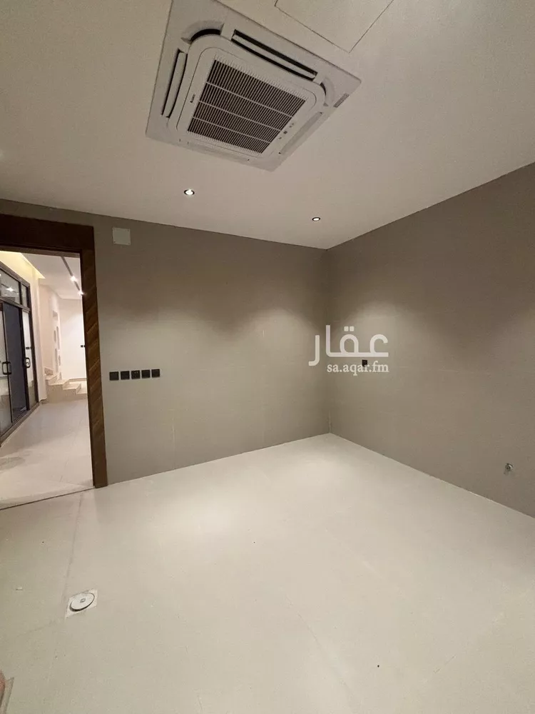 فيلا للبيع في شارع السيل الكبير, حي المهدية, مدينة الرياض, منطقة الرياض صورة 3