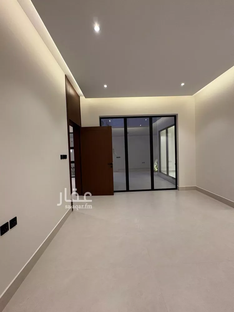 فيلا للبيع في شارع عمر بن يوسف المقرئ, حي المهدية, مدينة الرياض, منطقة الرياض صورة 5