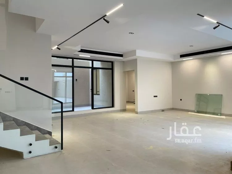 فيلا للبيع في شارع أحمد مفتي المكي الحنفي, حي المهدية, مدينة الرياض, منطقة الرياض صورة 5