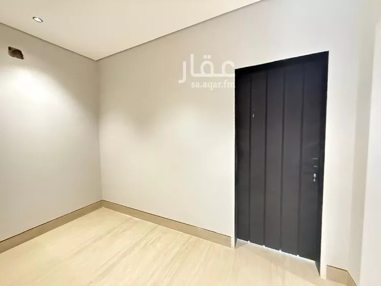 فيلا للبيع في شارع أحمد بن الحسن الأنصاري, حي المهدية, مدينة الرياض, منطقة الرياض صورة 5