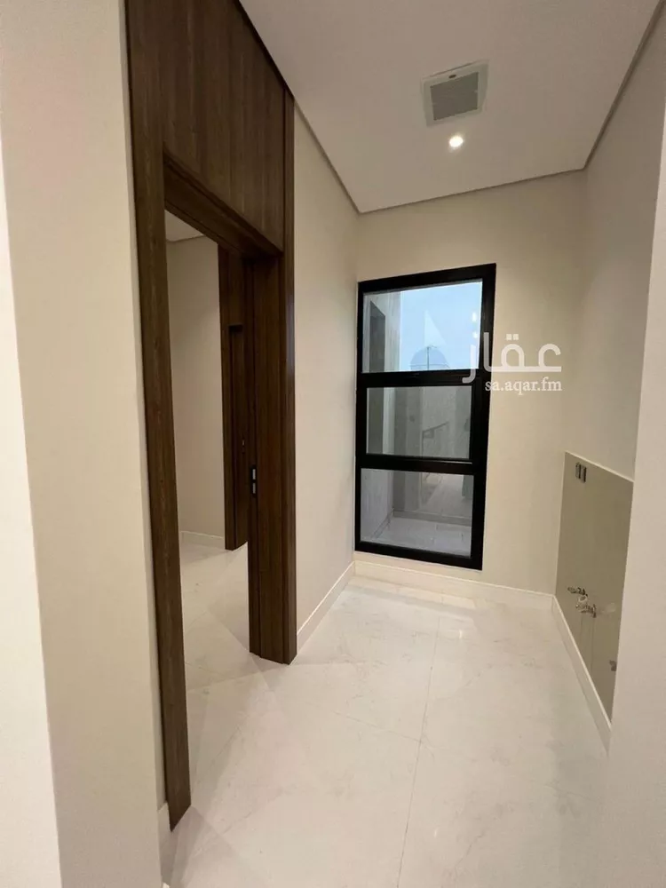 فيلا للبيع في شارع أبي بكر الآجري, حي المهدية, مدينة الرياض, منطقة الرياض صورة 5