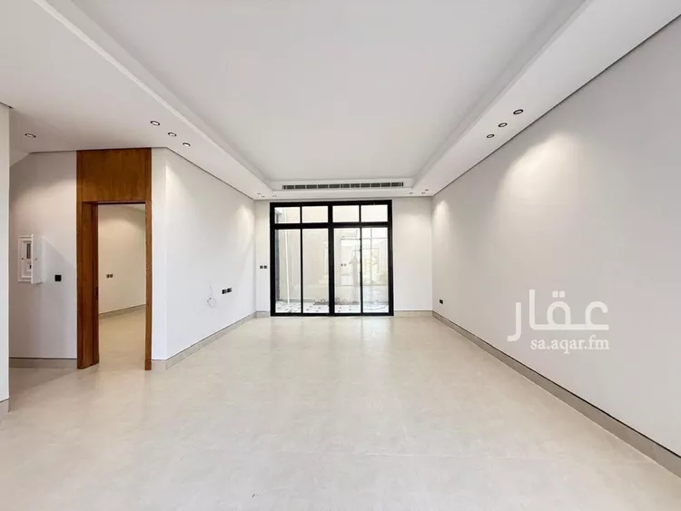 فيلا للبيع في شارع السيل الكبير, حي المهدية, مدينة الرياض, منطقة الرياض صورة 5