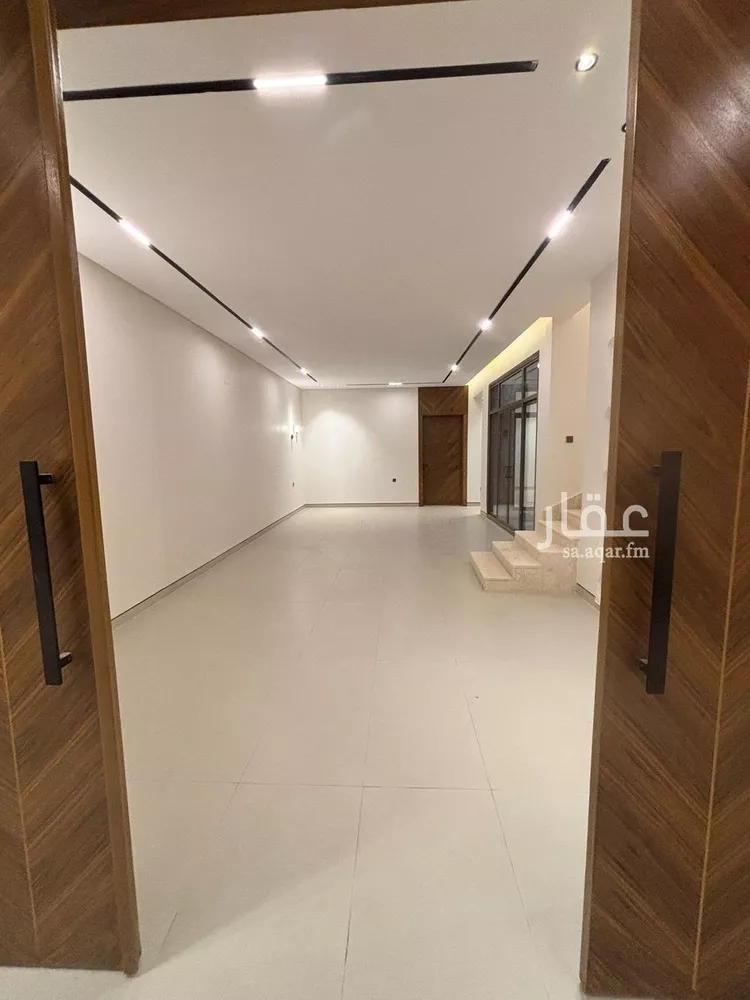 فيلا للبيع في شارع السيل الكبير, حي المهدية, مدينة الرياض, منطقة الرياض صورة 4