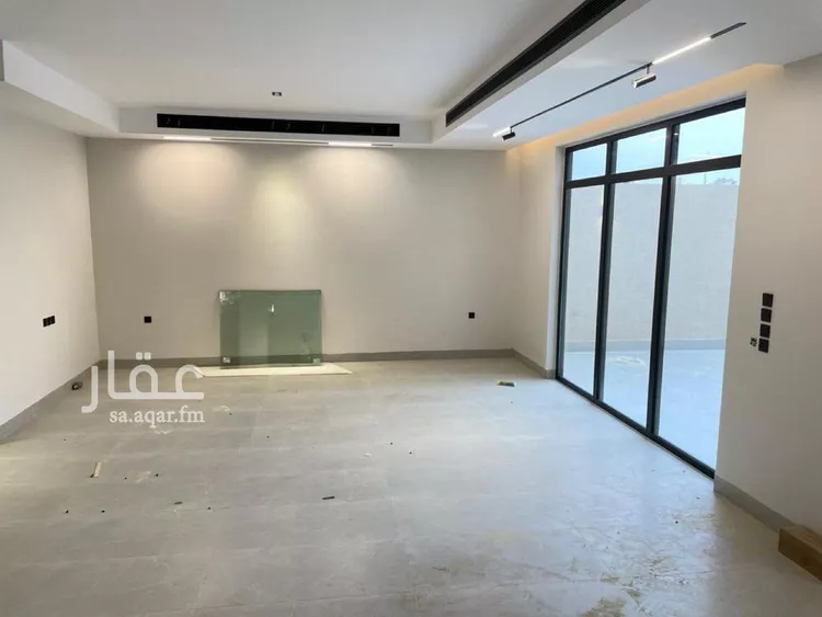 فيلا للبيع في شارع الحافظ بن كثير, حي المهدية, مدينة الرياض, منطقة الرياض صورة 4