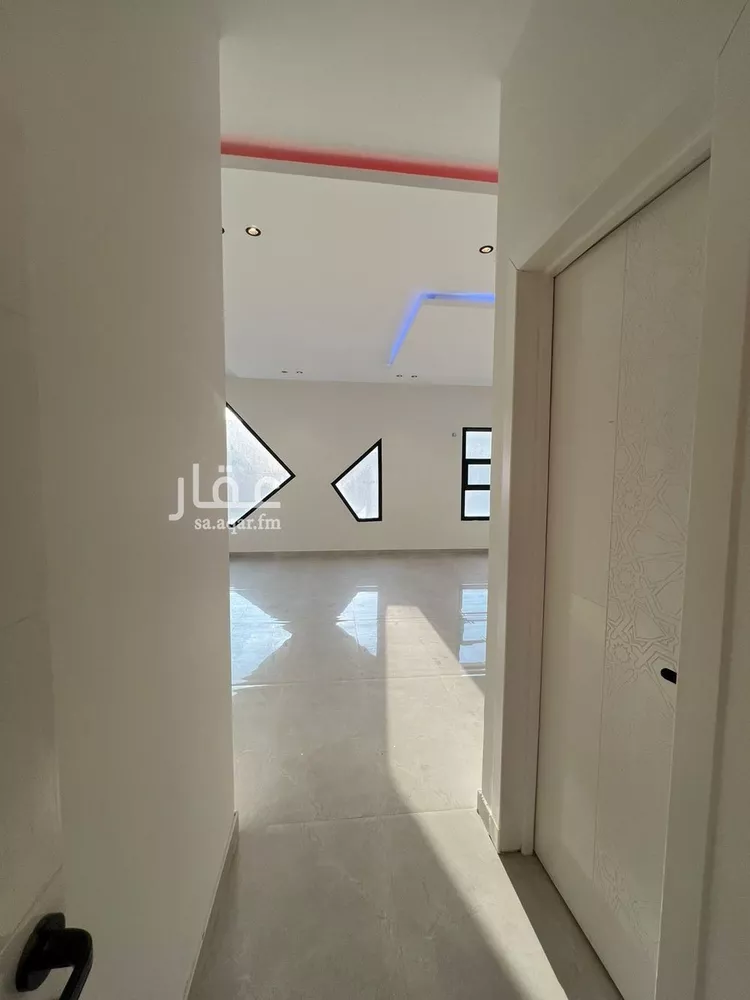 Villa for Sale in Riyadh Al Mahdiyah صورة 2