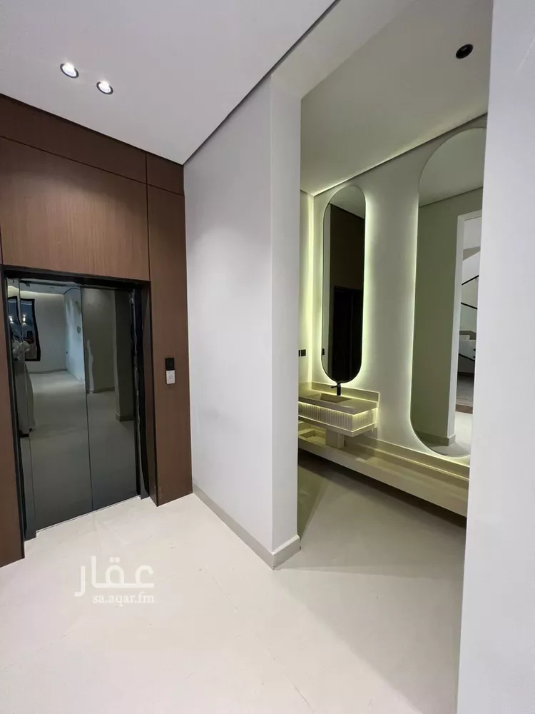 Villa for Sale in Riyadh Al Mahdiyah صورة 4