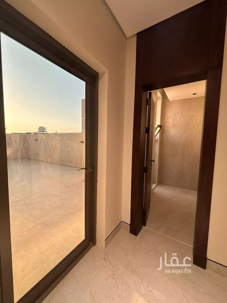 فيلا للبيع في شارع أبي العباس الصقلي, حي المهدية, مدينة الرياض, منطقة الرياض صورة 4