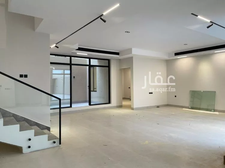 فيلا للبيع في شارع الحافظ بن كثير, حي المهدية, مدينة الرياض, منطقة الرياض صورة 5