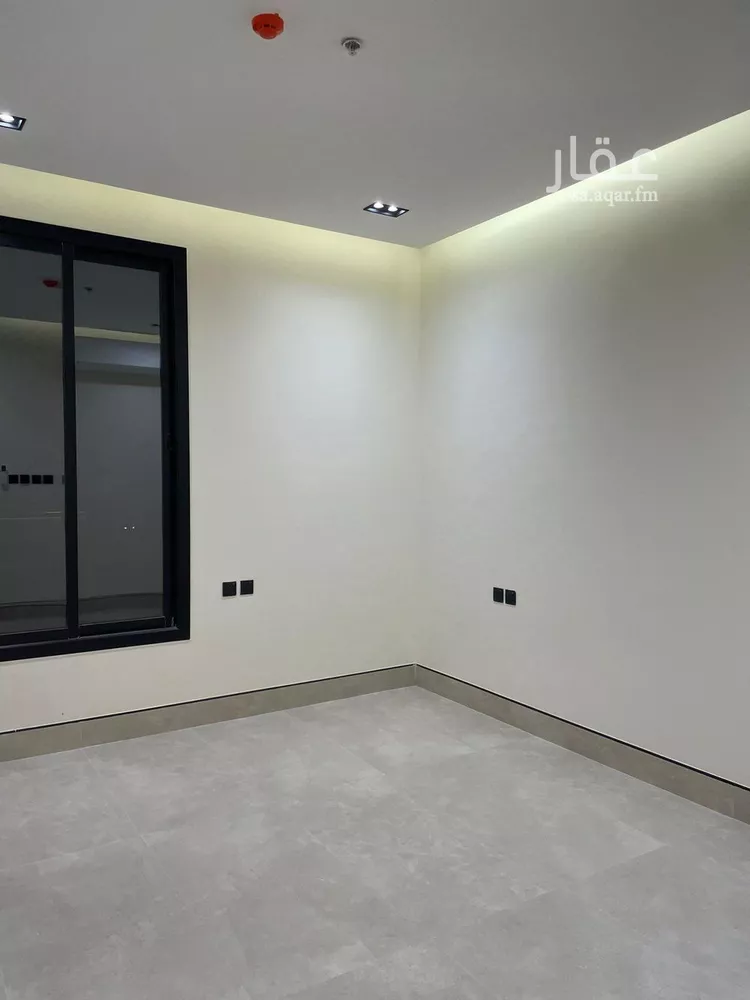 شقة للبيع في شارع السيل الكبير, حي المهدية, مدينة الرياض, منطقة الرياض صورة 2