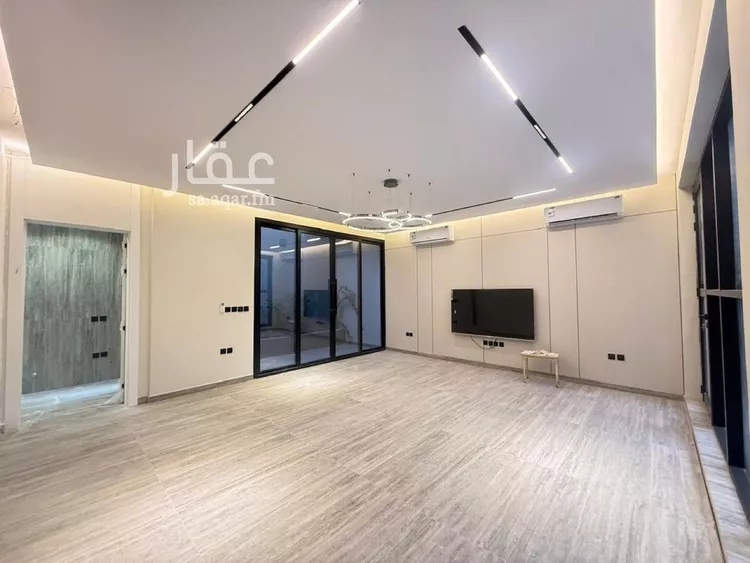 فيلا للبيع في شارع سعد الله بن مجالد, حي المهدية, مدينة الرياض, منطقة الرياض صورة 5