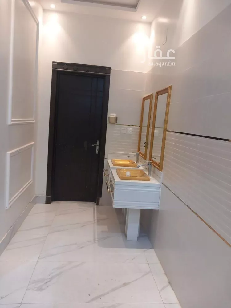 فيلا للبيع في شارع جبل الحسي, حي ظهرة لبن, مدينة الرياض, منطقة الرياض صورة 5