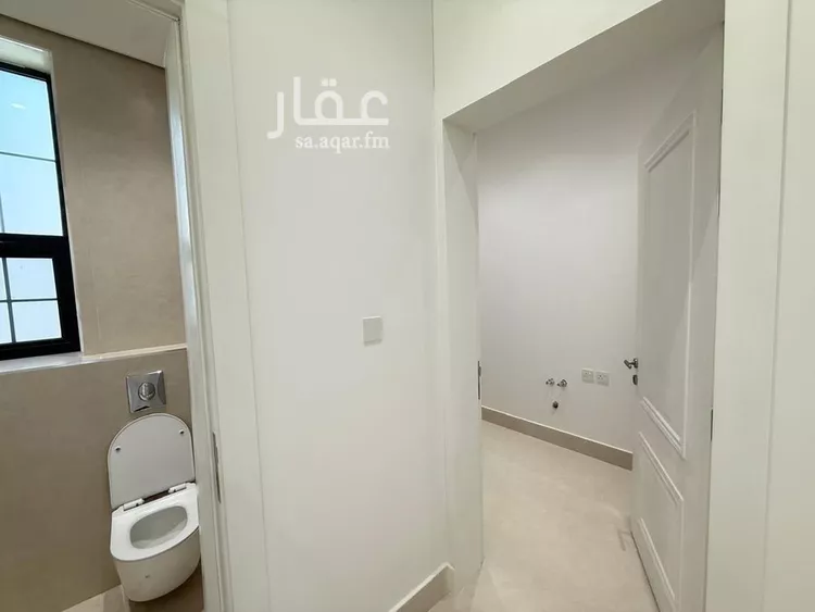 فيلا للبيع في شارع محمد بن أبي بكر القيم, حي المهدية, مدينة الرياض, منطقة الرياض 12