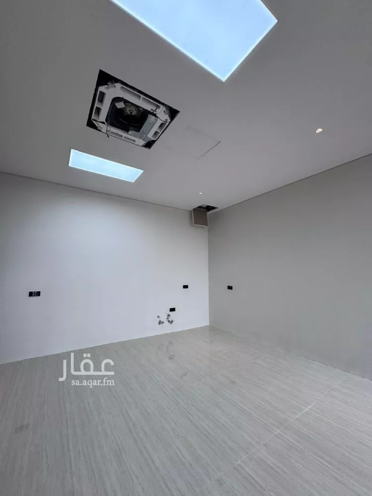 فيلا للبيع في شارع السيل الكبير, حي المهدية, مدينة الرياض, منطقة الرياض صورة 5