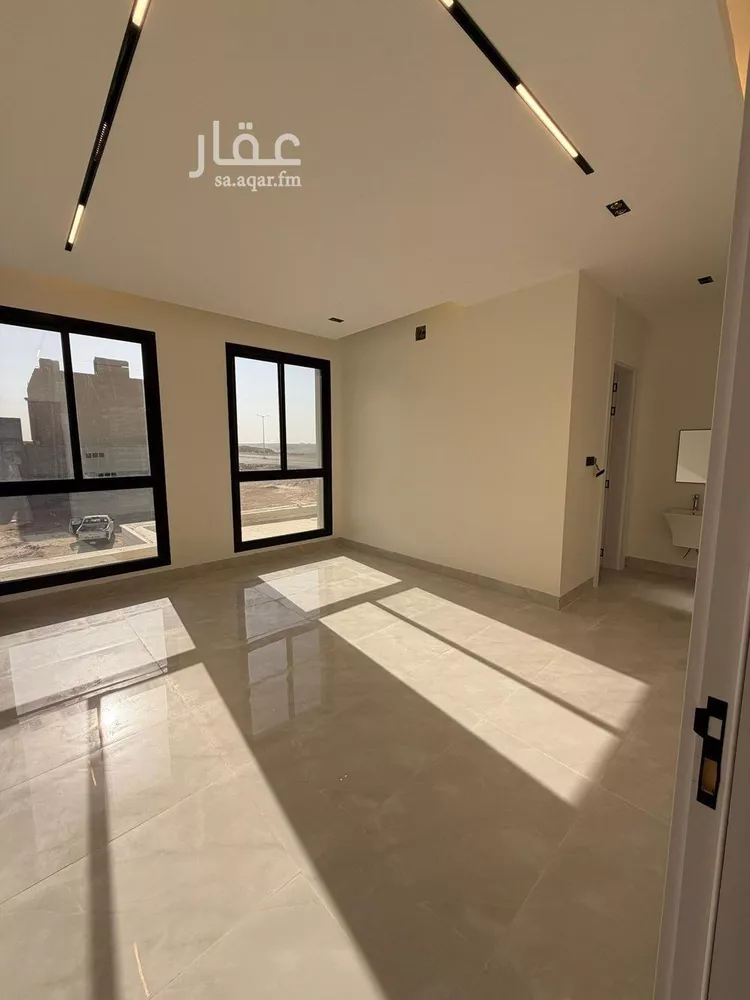 Villa for Sale in Riyadh Al Mahdiyah 13