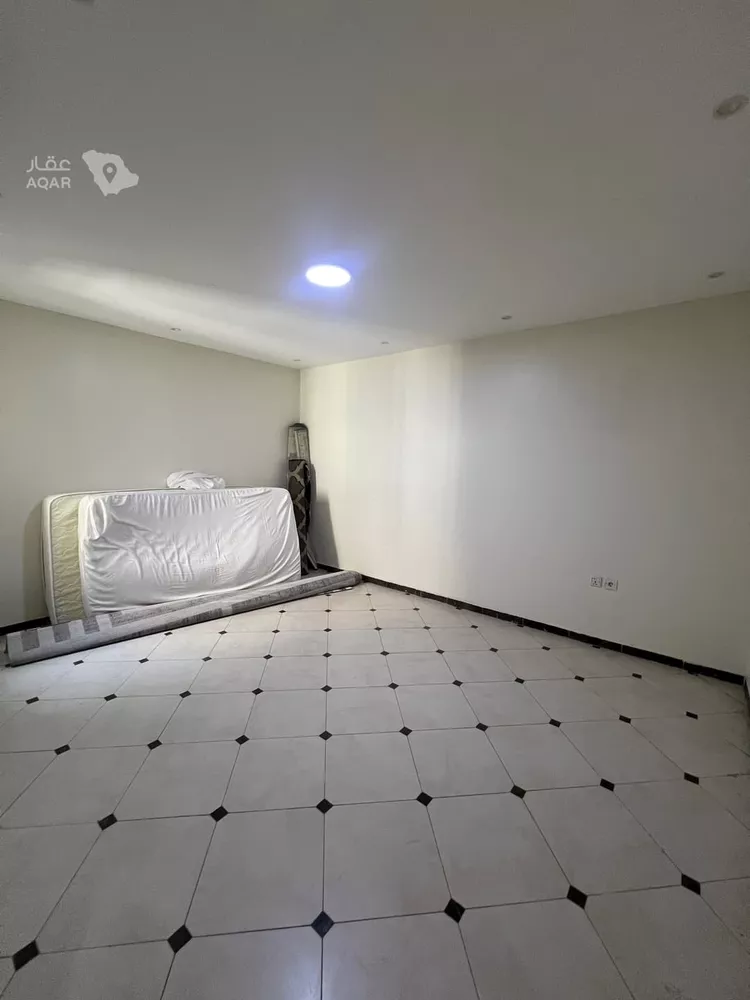 شقة للإيجار في شارع الدمشقي, حي الرحمانية, مدينة الرياض, منطقة الرياض 5