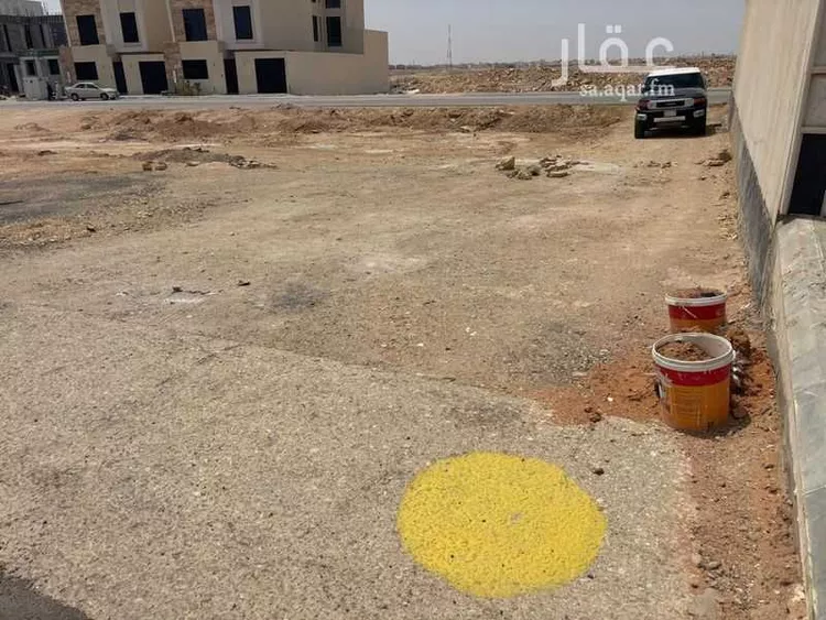 أرض للبيع في شارع محمد بن عبدالعزيز بن هيزع, حي المهدية, مدينة الرياض, منطقة الرياض 7