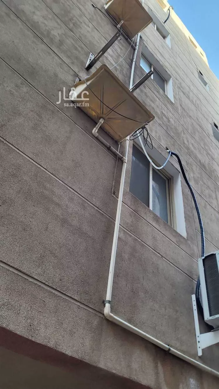 عمارة للبيع في شارع ابو الفتح الثقفي, حي الجلوية, مدينة الدمام, المنطقة الشرقية 7