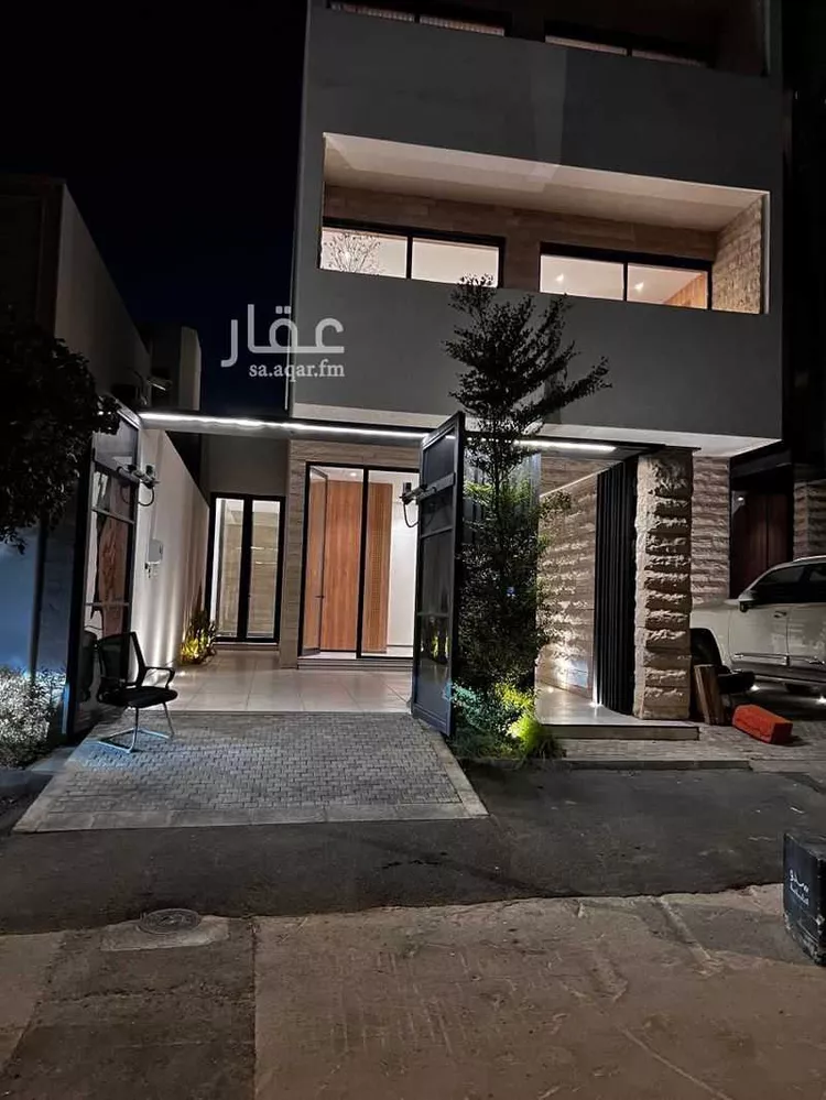 Floor for Sale in Riyadh Al Aqiq