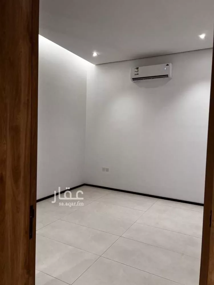 Floor for Sale in Riyadh Al Aqiq صورة 3