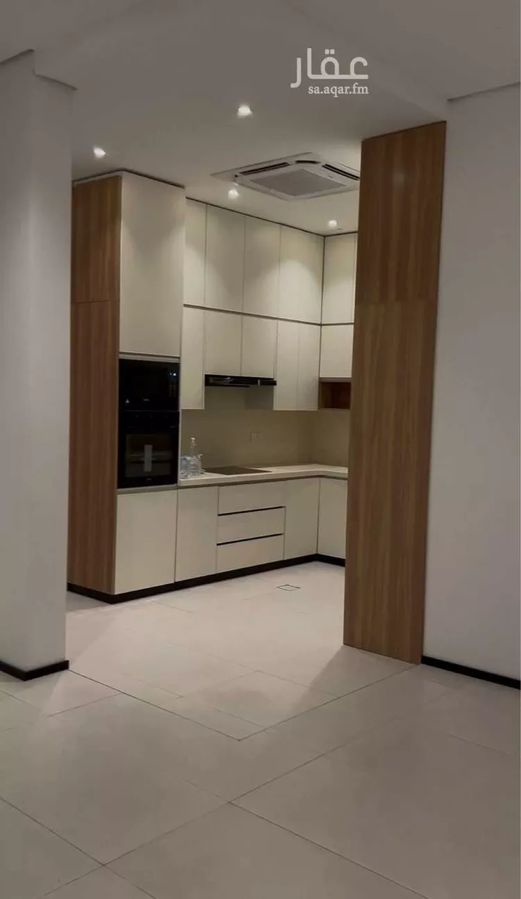 Floor for Sale in Riyadh Al Aqiq 9
