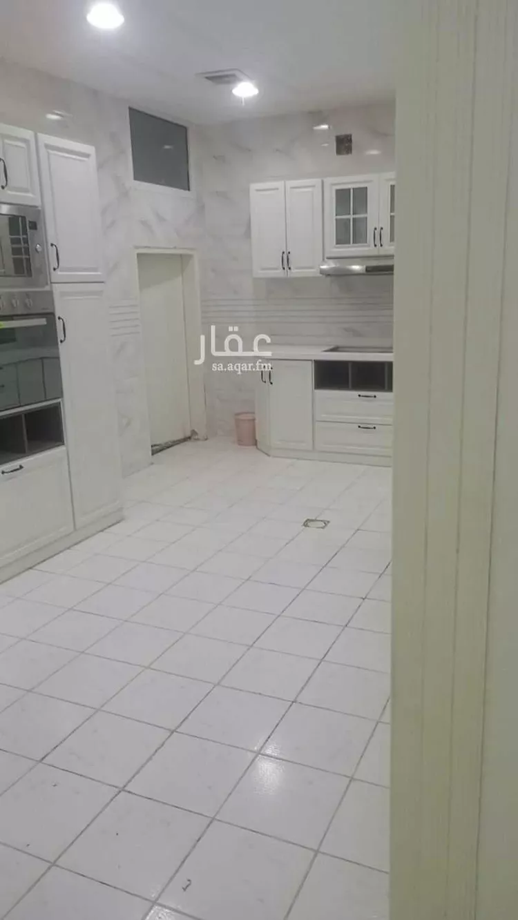 فيلا للإيجار في شارع صالح بن راشد ، حي الجنادرية ، الرياض ، منطقة الرياض صورة 5