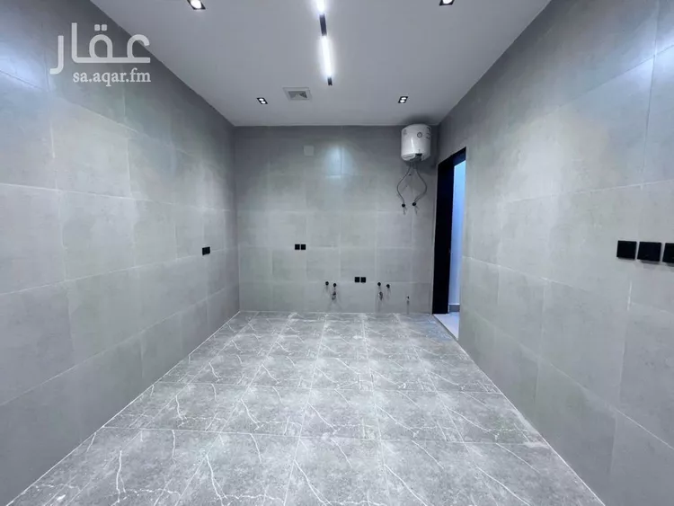 فيلا للبيع في شارع رقم 142, حي ظهرة لبن, مدينة الرياض, منطقة الرياض 10