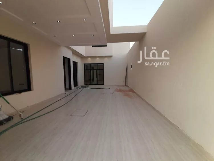 فيلا للبيع في شارع رقم 149, حي ظهرة لبن, مدينة الرياض, منطقة الرياض صورة 3
