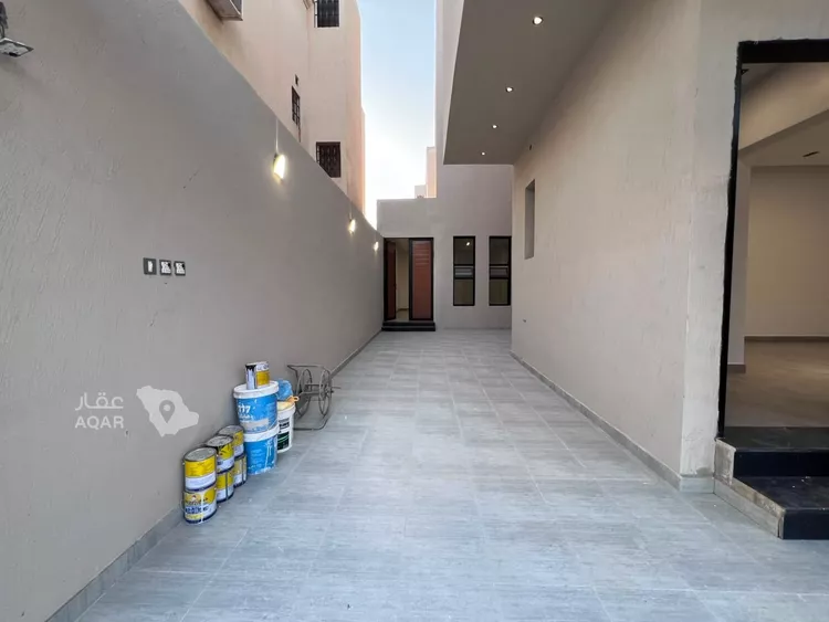 فيلا للبيع في شارع رقم 179, حي ظهرة لبن, مدينة الرياض, منطقة الرياض صورة 3