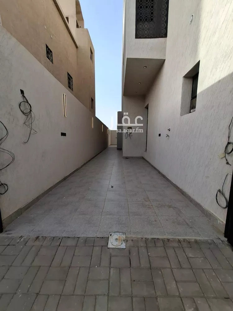 فيلا للبيع في شارع رقم 134, حي ظهرة لبن, مدينة الرياض, منطقة الرياض صورة 2